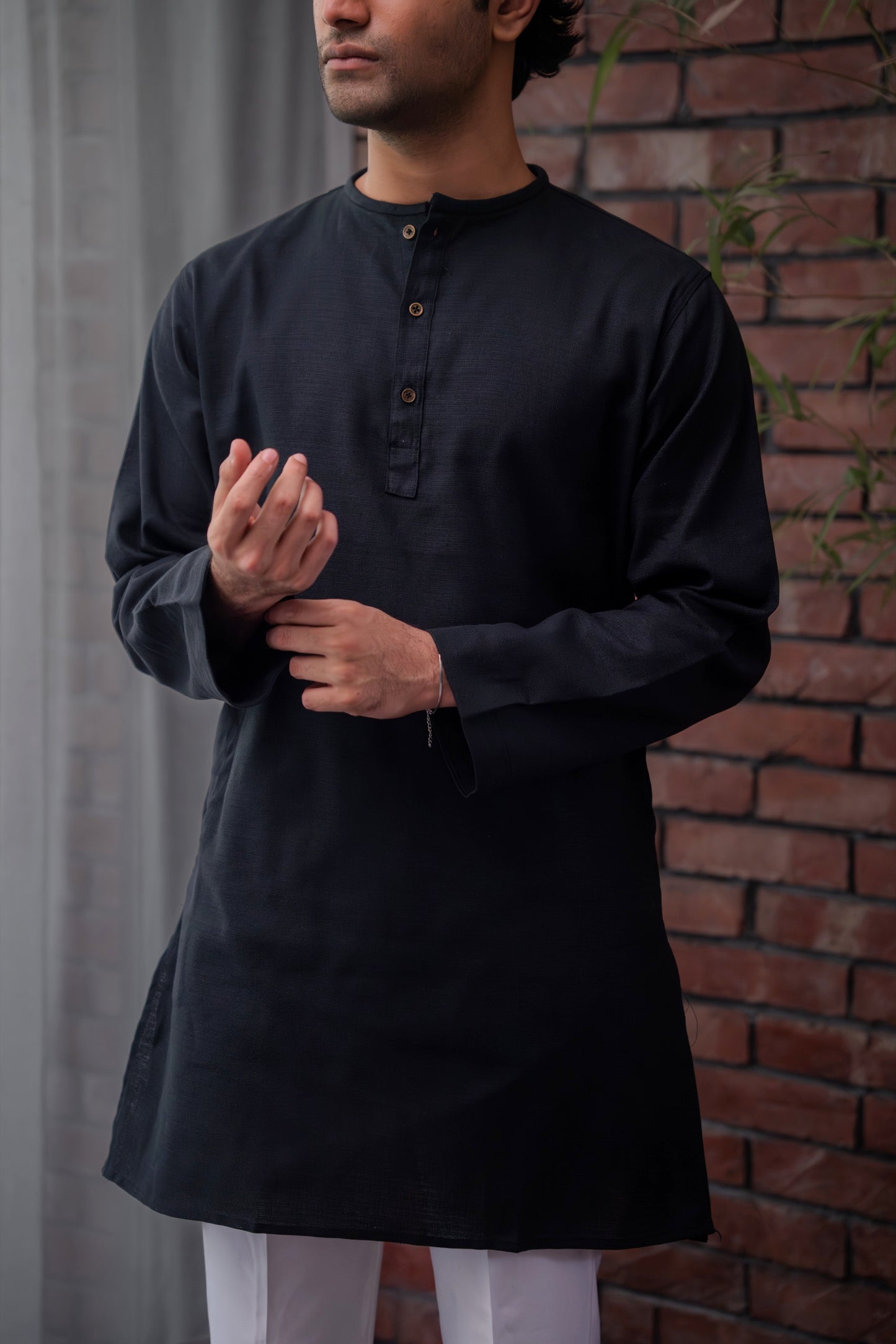 Shehzan Contemporary Panjabi – Jet Black