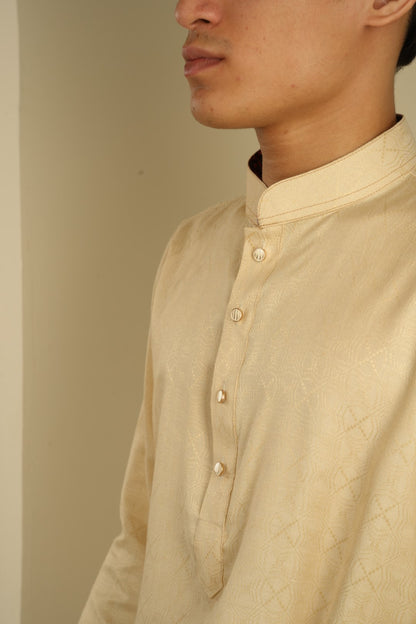 Shahenshah Ivory Jacquard Kurta - Bosphorus Fashion Ltd.